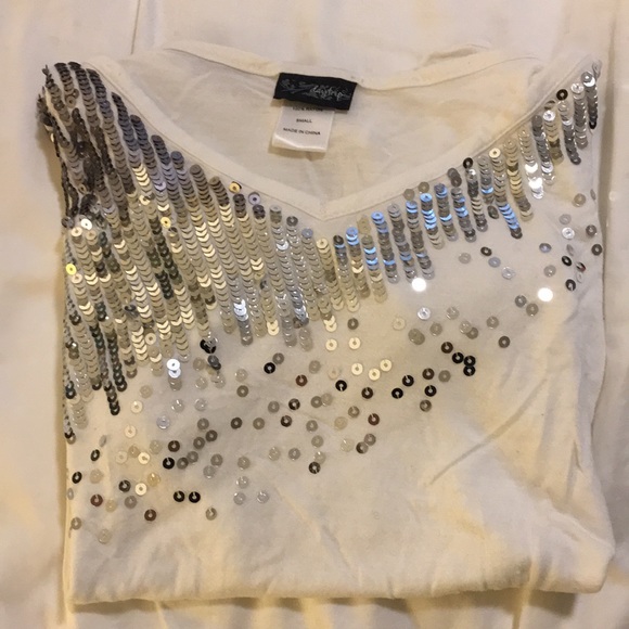 Really cool unique white sequined T-shirt - Picture 2 of 4